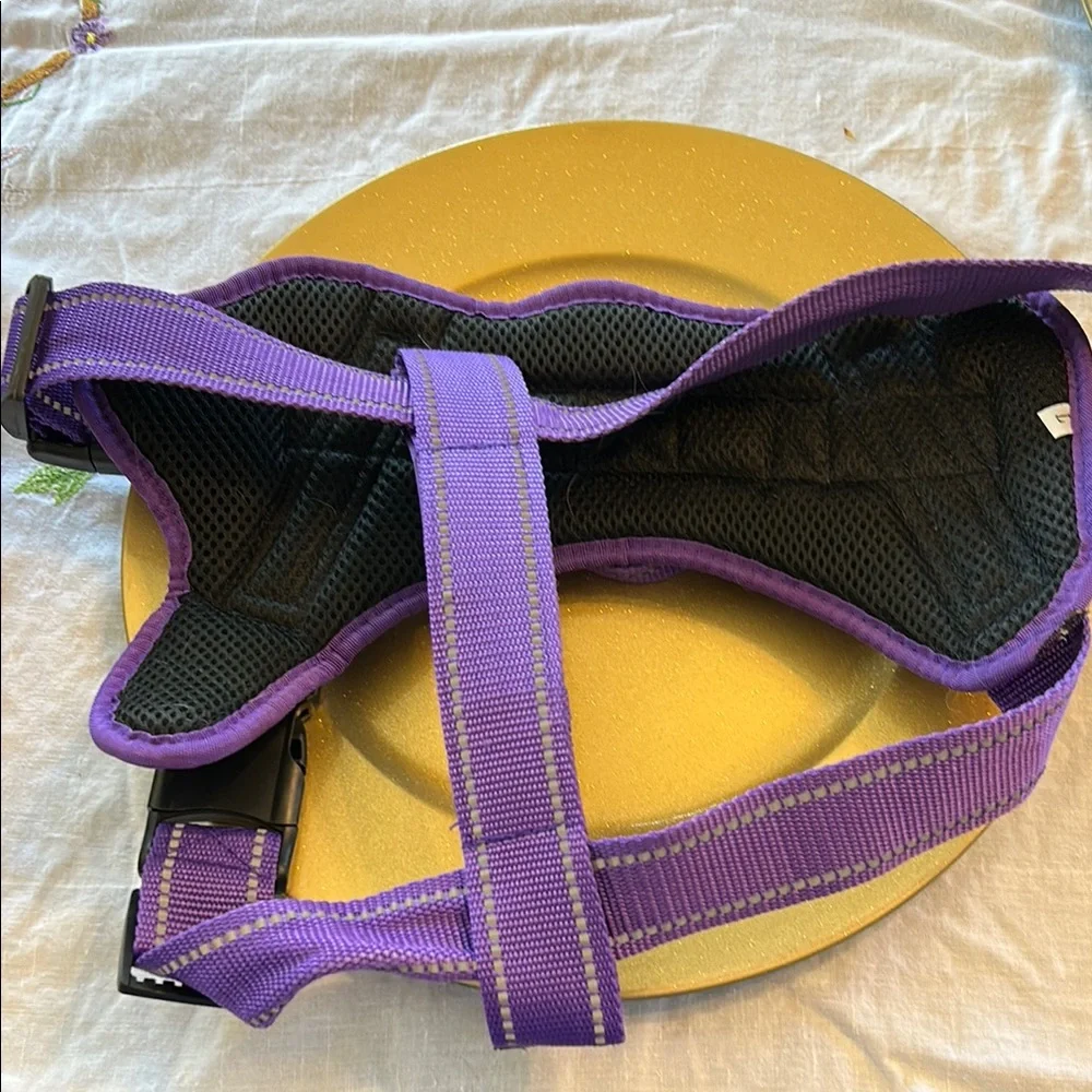 Dog Harness Size Large; NWOT; Purple Color; Perfect Condition!